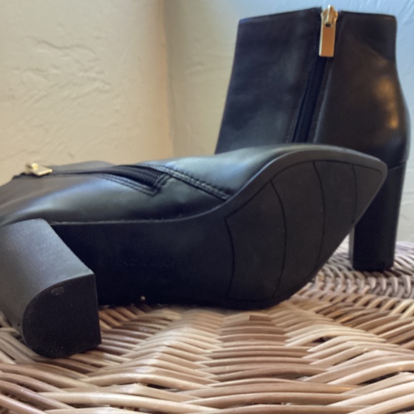 Bandolino Zoila ankle boot black size 6 - Picture 3 of 6